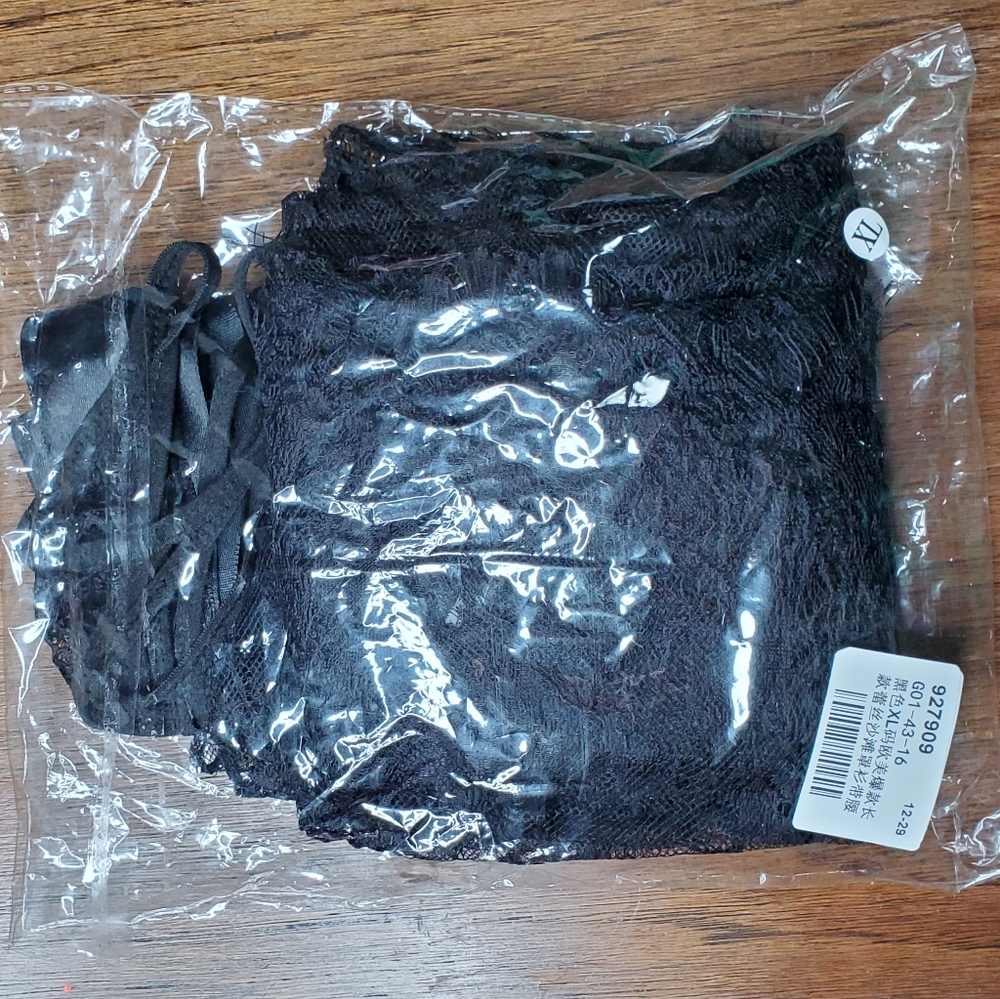 Elegant Black Lace Swim‎ Cover-Up - Picture 6 of 16